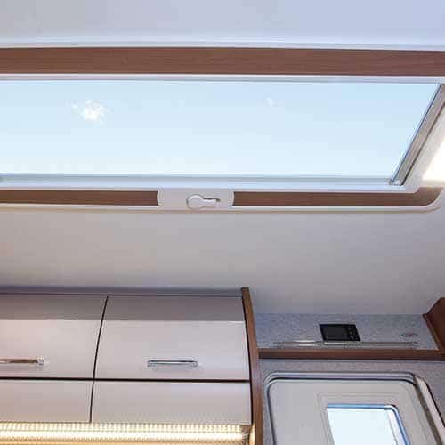 vivo 532-k skyroof חלון בגג הקרוואן G_M